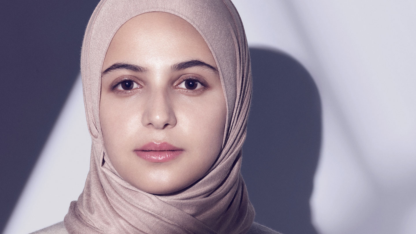 Photo of Ms Muzoon Almellehan.