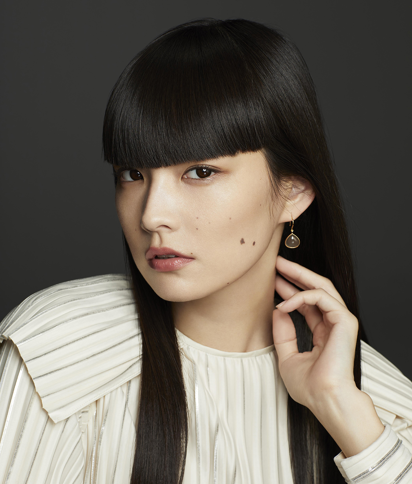 KOZUE AKIMOTO