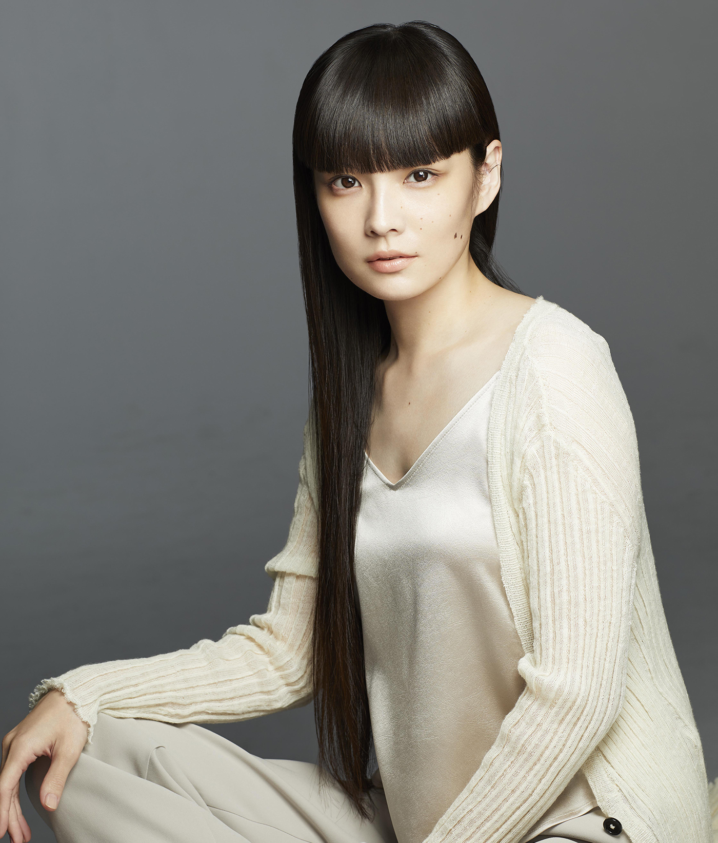 KOZUE AKIMOTO